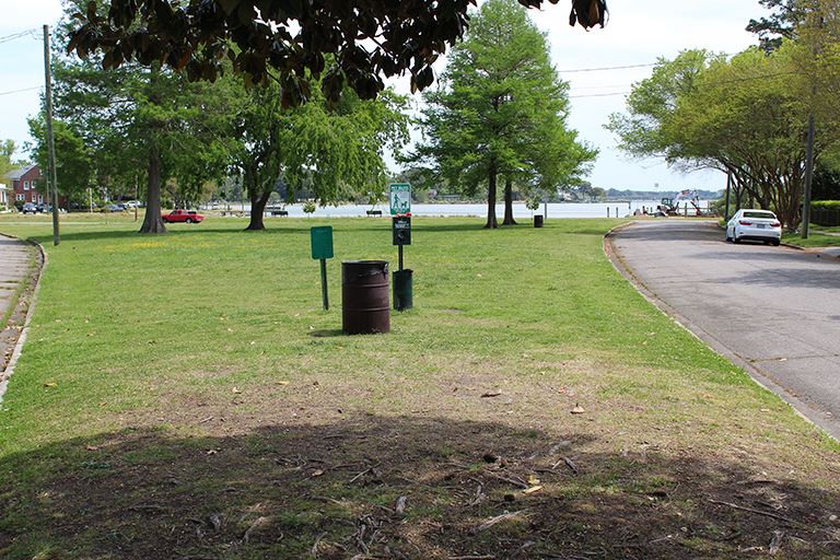 Cambridge Crescent Dog Park1 Image